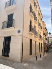 Lloguer Edifici  Calle lavadero tablas 31. Edificio totalmente reformado en su totalidad para uso hostel /