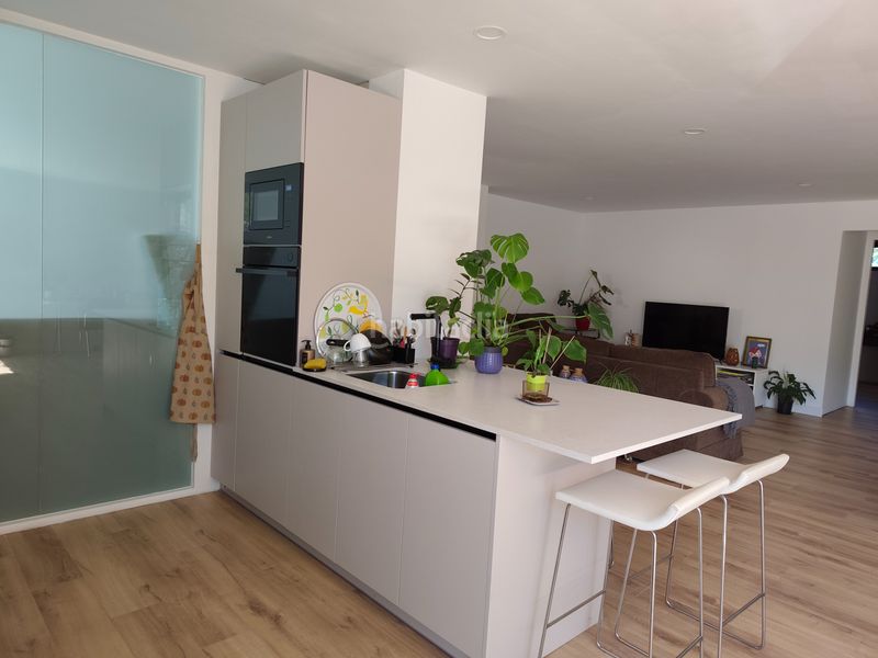Foto 4b3fa333-e753-4da7-9ee8-c3ffe5f76155. Lloguer apartament a estrada de zamáns 33 a Valadares - Beade Vigo