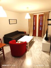 Lloguer Apartament en Calle santa paula 14. Curso 26/27