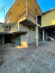 Casa a San Cristovo de Cea. Se vende casa en cea