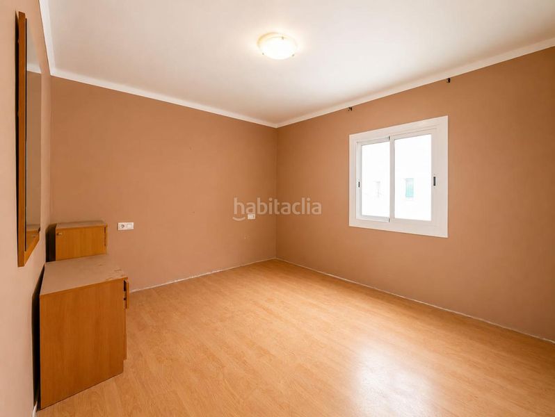 Foto e0b5cd5e-8f28-4ff7-98b9-f54f7daa0bc6. Pis a Centre Pineda de Mar