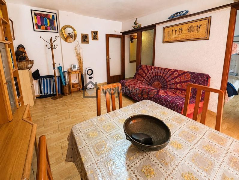 Foto f498934c-5837-4a30-80cf-1d3d49278f23. Pis a Calella