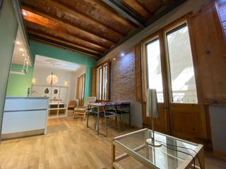 Lloguer Estudi  Carrer de n'aglà. Estudio con encanto en pleno corazón del barrio gótico. alquiler