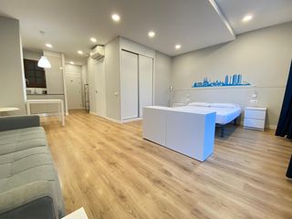 Lloguer Estudi  Carrer de sants. Estudio reformado, amueblado y listo para entrar a vivir en sant