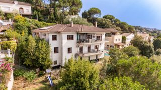 Casa  Carrer sant joan. **chalet independiente en llinars del vallès 350 m², piscina, 1.