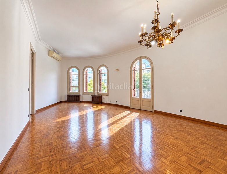 Etagenwohnung mit heizung in Vila de Gràcia Barcelona