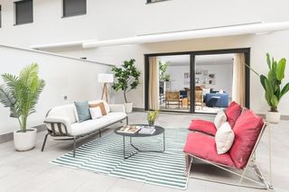 Miete Erdgeschoss in La Salut. Magnifica vivienda duplex de 3 dormitorios con terraza privada y