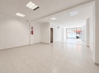 Local Comercial a Es Rafal Vell. Local comercial diafano en rafal vell  palma