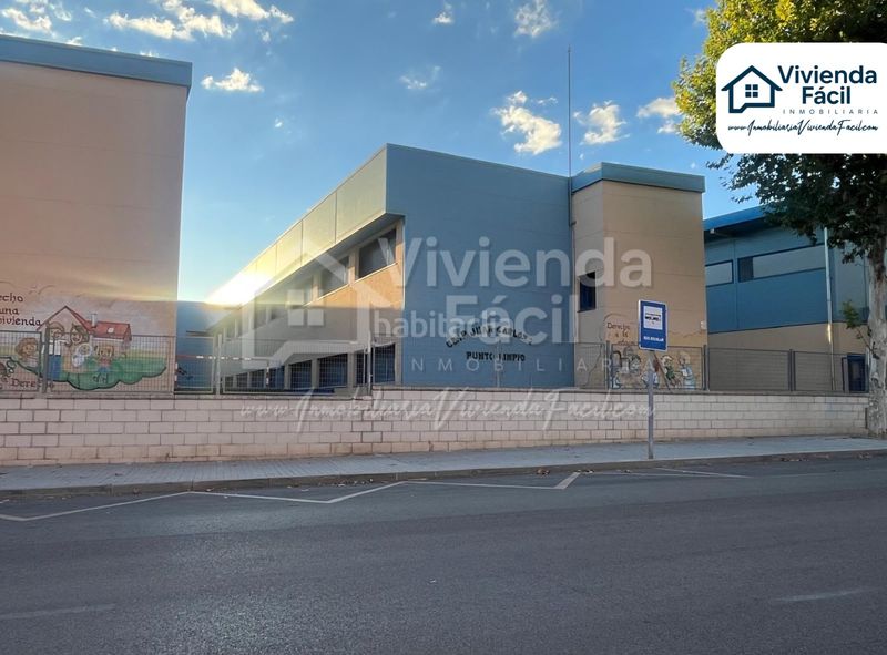 Foto 50140e85-47aa-448b-a84b-0e28d685c9ba. Xalet amb xemeneia calefacció aparcament a Las Lomas Seseña