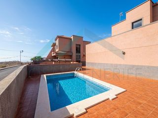 Maison à Calle Zaragoza