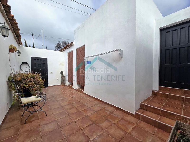 Foto d005a2eb-5905-4783-aa4d-fa24f3ff9d2c. Masia a Guía de Isora interior Guía de Isora