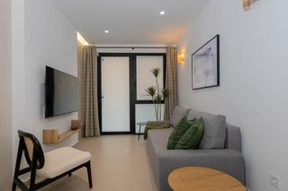Location Appartement  Calle de valència. Piso de 2 habitaciones en carrer de valència
