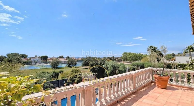 Foto 4e6ab1aa-6f8f-4339-9435-50879406ff15. Xalet amb xemeneia calefacció aparcament piscina a Vendrell (El)
