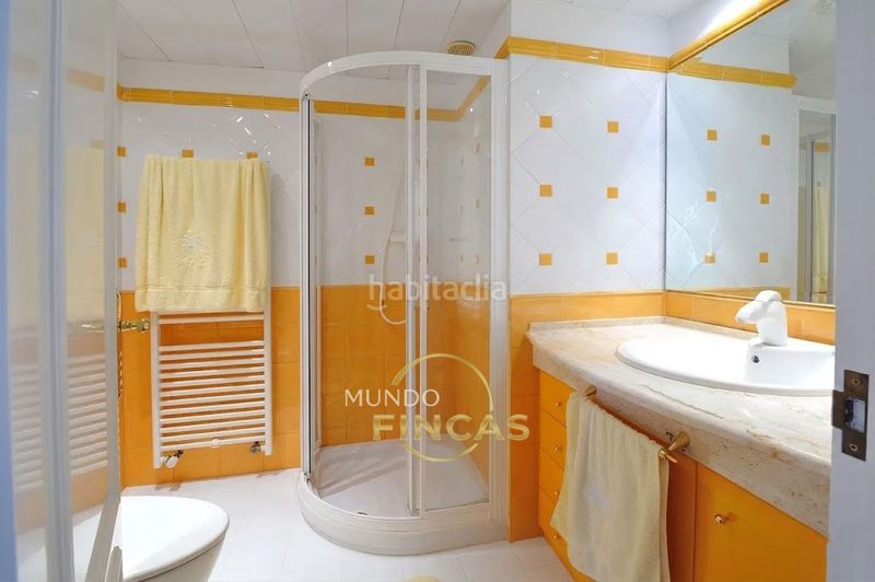 Foto 6c4baf7f-120d-4c8c-b051-21ae898a5b92. Xalet amb xemeneia calefacció aparcament piscina a Vendrell (El)