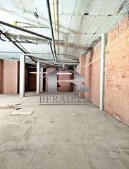 Miete Geschäftsraum in Galdakao. Alquiler de local comercial en centro galdakao, bizkaia.