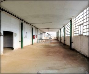 Location B�timent � usage industriel en San Miguel. Pabell�n de 1200 m2 en arrigorriaga