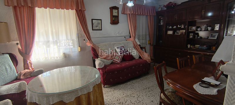 Foto 9cf99784-cbc0-4c86-a6af-94e38820dddb. Casa adossada a avenida pureza canelo 26 a Moraleja