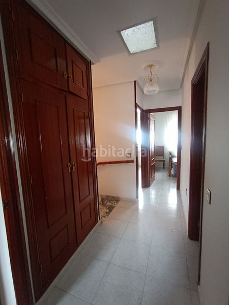 Foto b5cf4f17-7562-43db-873c-f13180cce70c. Casa in calle coria 55 in Moraleja