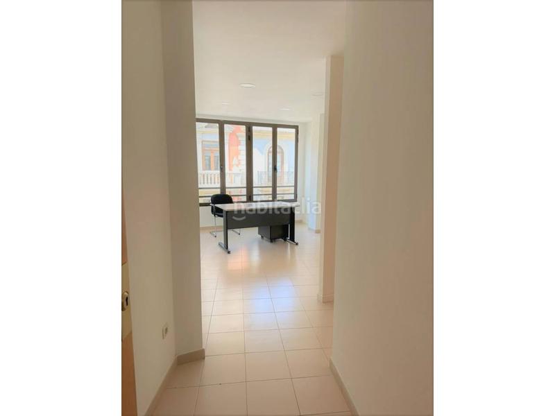Foto a360faac-43e9-4501-9ad4-f677ce88f5a8. Alquiler oficina  en alquiler en centro en Valencia