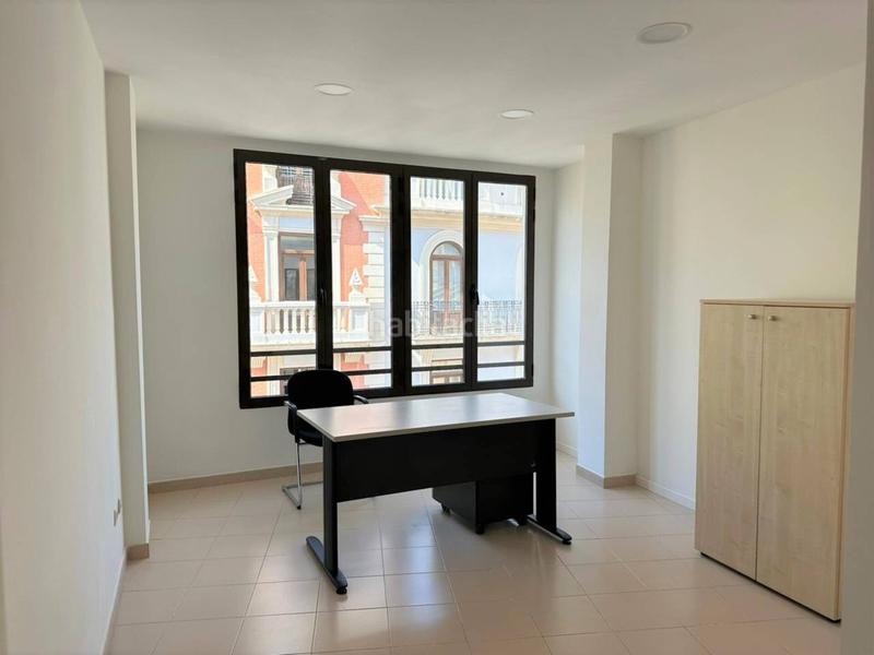 Foto 7db8880a-f2be-4203-bb93-de5e15654a18. Location bureau dans Sant Francesc Valencia