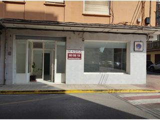 Affitto Locale commerciale  Calle doctor joan peset. Local en alquiler en el castell
