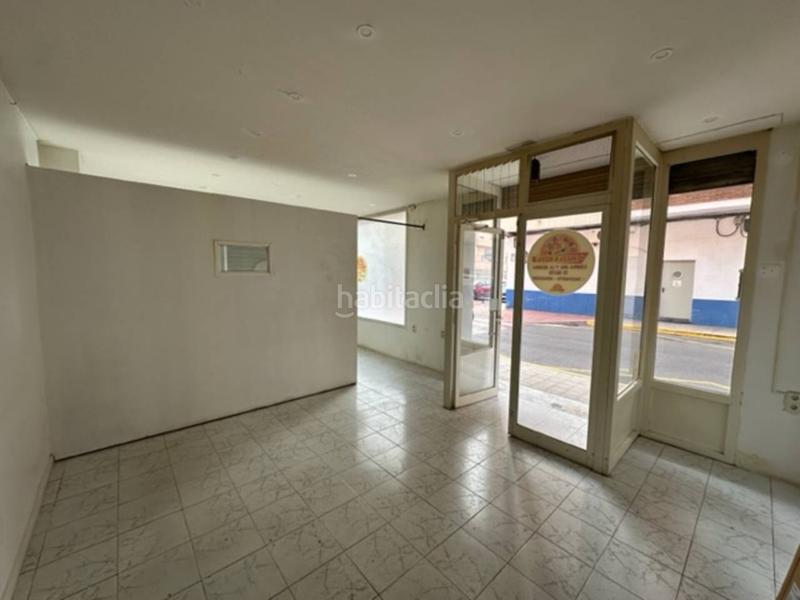 Foto 1c1131b1-86c1-4eb2-a76b-05d09872f8b7. Rent business premise in El Castell Burjassot