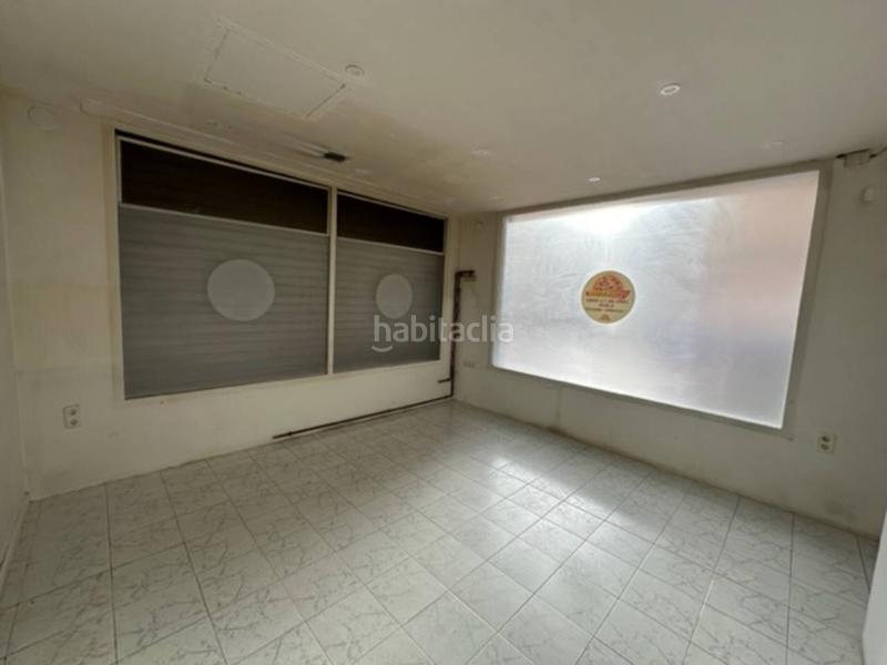 Foto a5b20c35-01aa-4fae-a841-083f76f06f75. Rent business premise in El Castell Burjassot