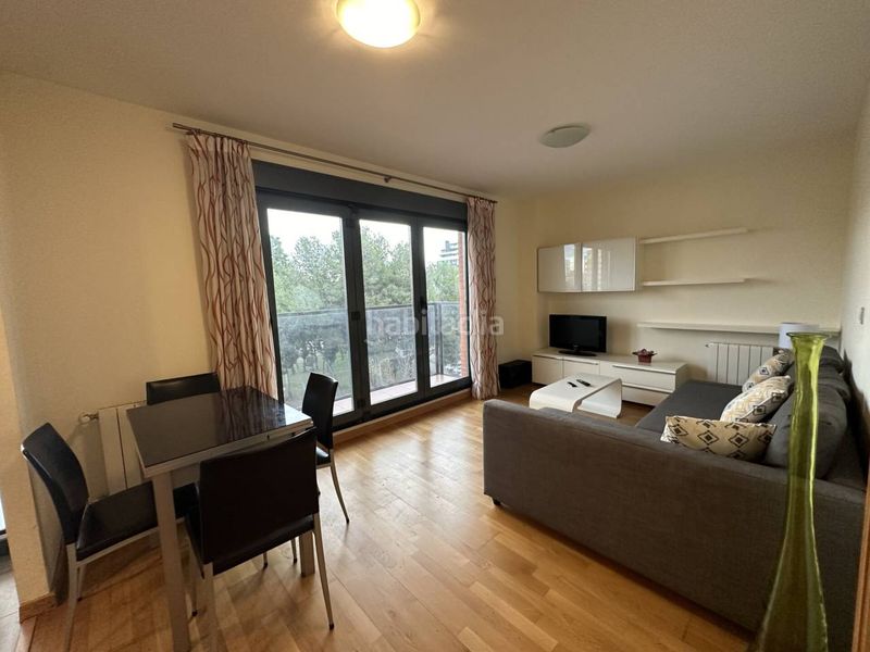 Foto 68391df9-7e89-45b7-9537-7763b1fd0076. Rent flat with heating parking pool in Sant Pau Valencia