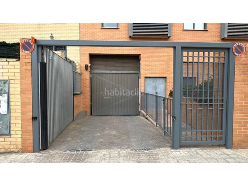 Foto 8c2dd85b-8a77-4624-a810-8898964c4882. Parking coche garaje en venta en benicalap46025 en Valencia