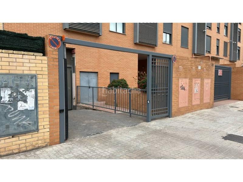 Foto 9e218f98-a574-46d7-a4f0-d2079fe051c6. Parking coche garaje en venta en benicalap46025 en Valencia