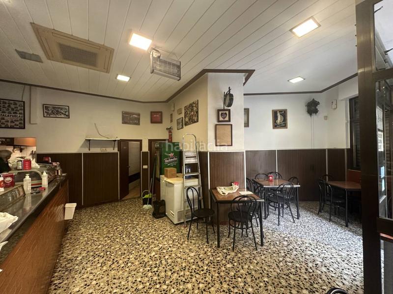 Foto 45704bff-c483-42b8-a5d1-c6f09d432065. Locale commerciale in La Petxina Valencia