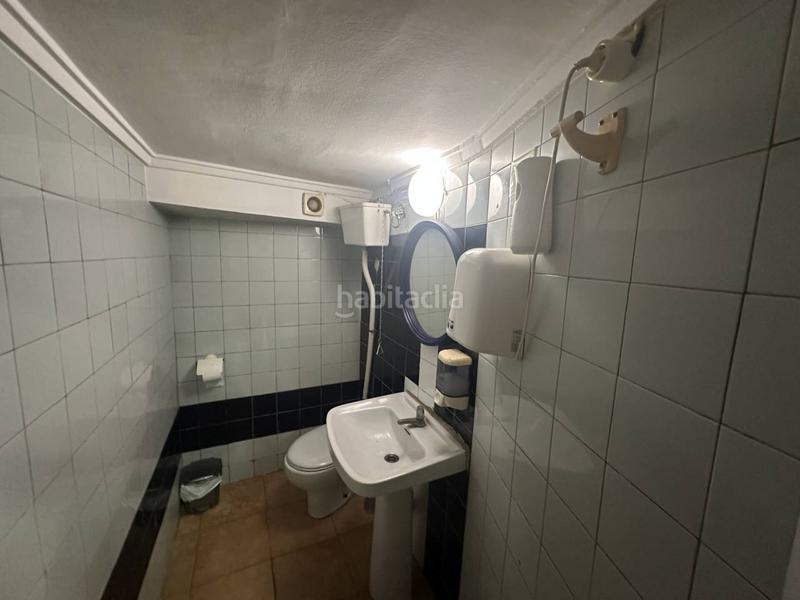 Foto 5594bc56-d5bf-4859-bfa9-1ac22704b2db. Locale commerciale in La Petxina Valencia