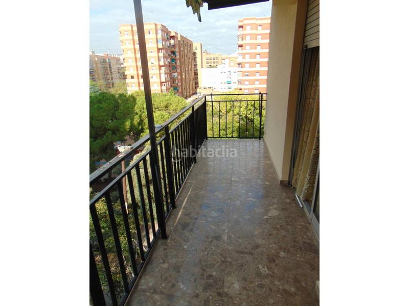 Foto 070641ce-bbeb-4499-84c2-2826102eae56. Alquiler piso  en alquiler en Ciutat Jardí46022 en Valencia