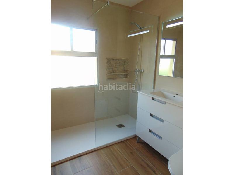 Foto c4fb230c-7871-405f-808e-8271a9aebb73. Lloguer pis a Ciutat Jardí Valencia