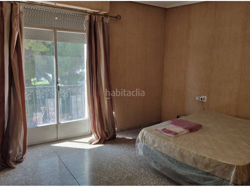 Foto a9ed4e6b-79b8-4a9f-a76f-15b3452214fc. Pis a El Castell Burjassot