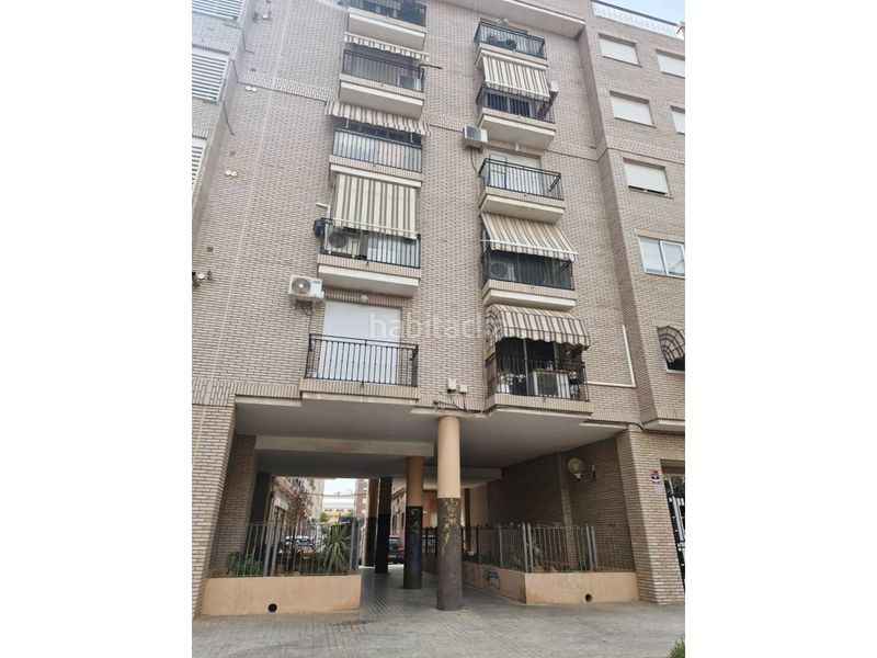 Foto 7c97e94f-e73f-4fff-802d-fc4603cffb77. Flat with heating parking in Centro Ciudad Manises
