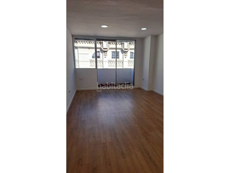 Foto c106d98f-9ffd-4ee8-94e1-47ad0ea091fe. Affitto ufficio in Sant Francesc Valencia