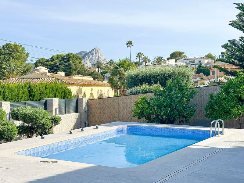 Foto cd355bad-a6e7-422b-ad98-9ae8e57d0444. Casa amb calefacció piscina a La Caleta - La Calalga - Les Bassetes Calp