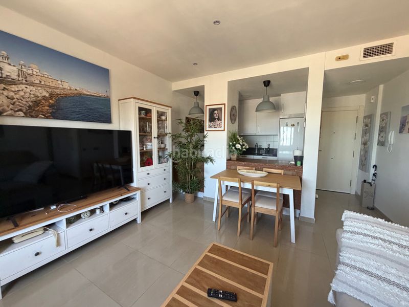 Foto 4458c8ec-2864-4851-ba83-cc62200cd7f6. Appartamento in Puntales - Zona Franca Cádiz