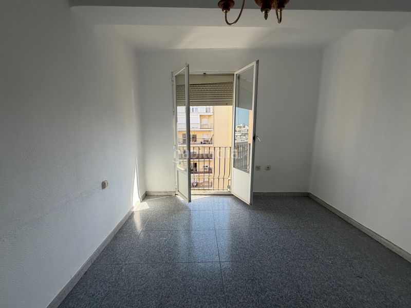 Foto 27235ad8-8ad0-4b6e-8c40-e1a6cd5f1abd. Appartamento in Paseo Marítimo - San José - La Laguna Cádiz