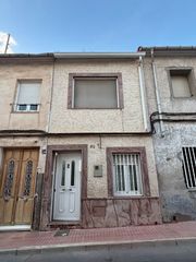 Maison à Monòver. Se vende fantástica vivienda unifamiliar de dos plantas totalmen