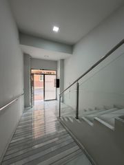 Flat in Monòver. Piso de 4 habitaciones en el centro de monóvar