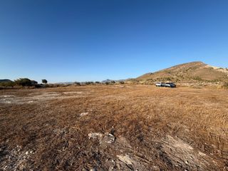 Terreno residenziale in Novelda. Parcela rústica de 14.394 m en venta en fcandete novelda