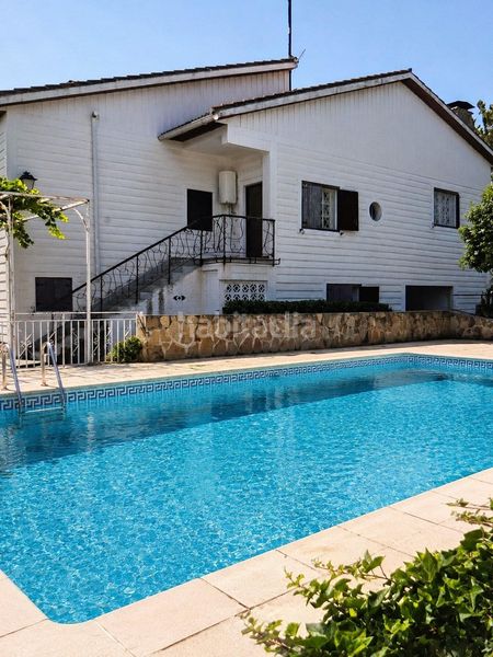 Foto ff924562-e109-4a97-8ab5-0f0f6a2f8676. Chalet avec parking dans Campillo Lorca