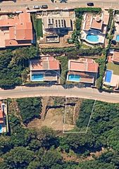 Terreny residencial a Cala Llonga-Sa Mesquida