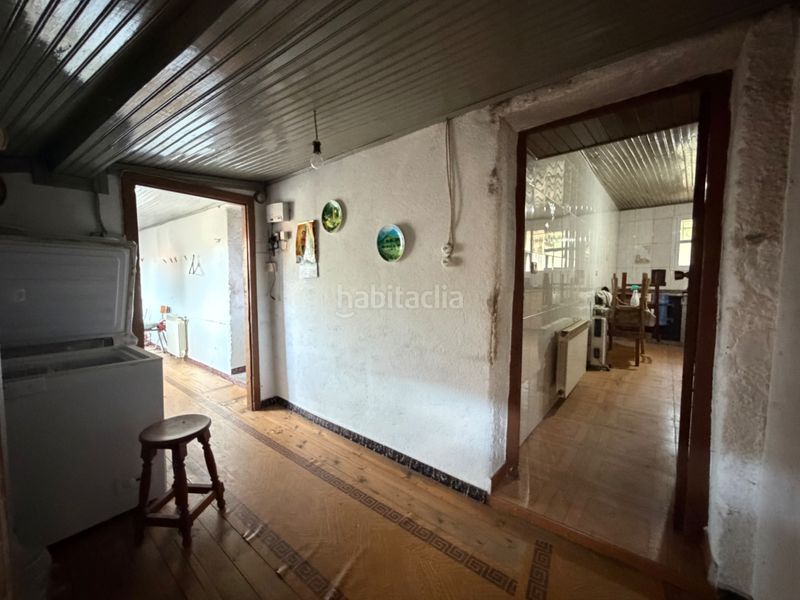 Foto f483fb6a-33cc-4a1c-9306-68f93a4bd6f8. Masia a Bande