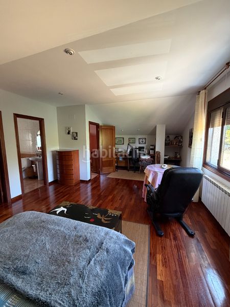 Foto d78070f1-72f3-4544-9b7e-2fc2611051a5. Casa amb xemeneia calefacció a Esgos