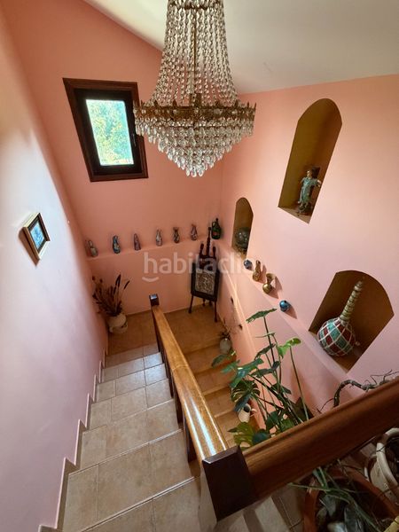 Foto fb1e16d6-c79e-442b-a96d-19114003ead2. Casa amb xemeneia calefacció a Esgos