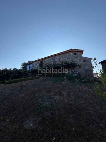 Foto ce9d8ec0-2909-4a4c-b13a-025dfb42641e. Location maison avec cheminée chauffage dans Baños de Molgas
