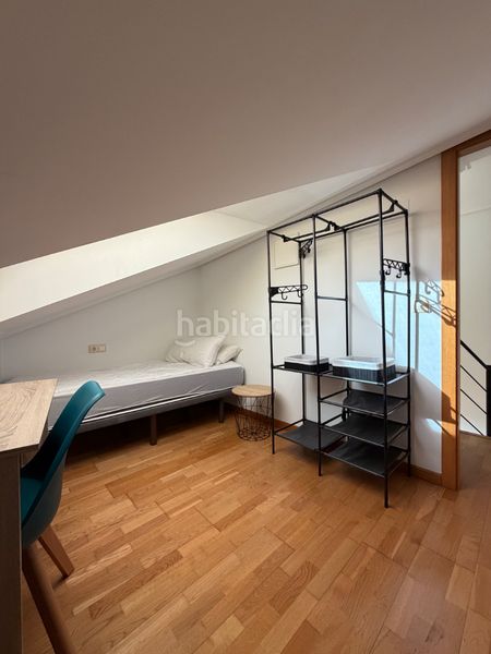 Foto 61968841-5c51-44d6-a94b-c42487aeacb8. Location duplex avec chauffage dans Universidad Ourense